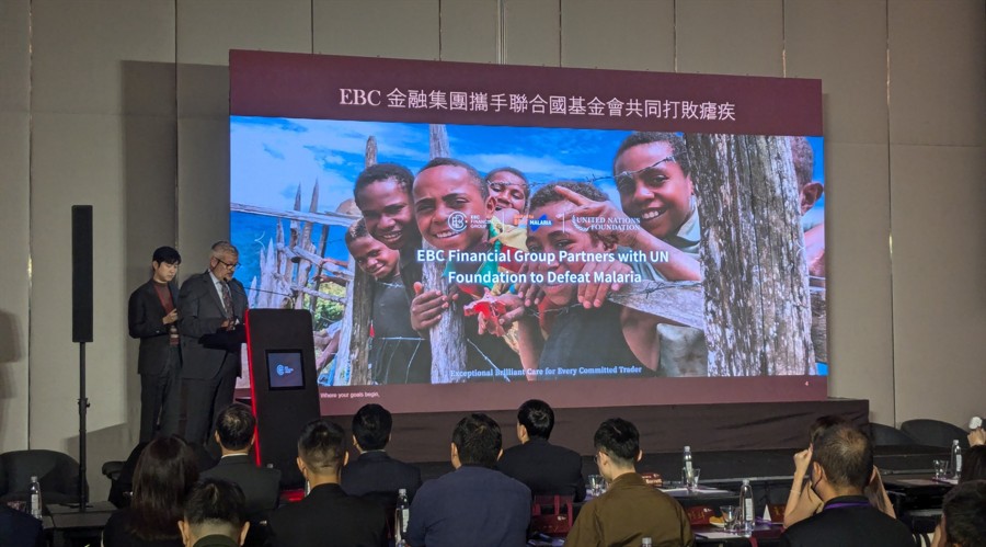 市委政法委召开全体会议暨委员述职会议